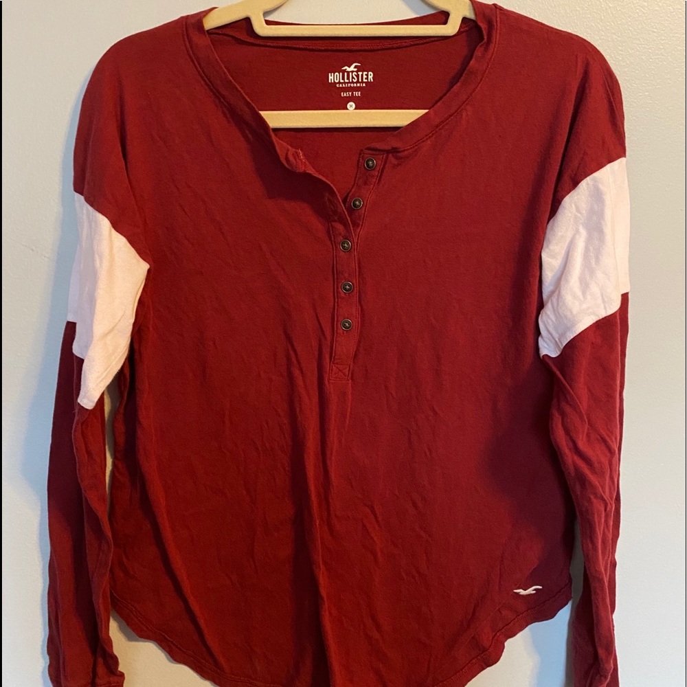 hollister brand maroon long sleeve shirt